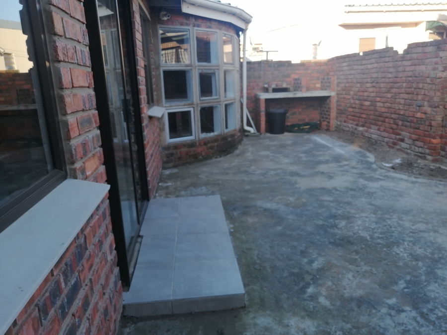 4 Bedroom Property for Sale in Seavale Eastern Cape